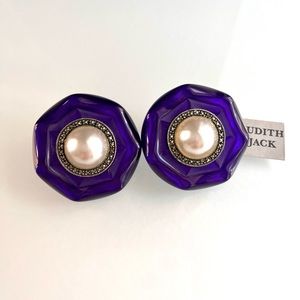 Vintage Judith Jack clip on earrings